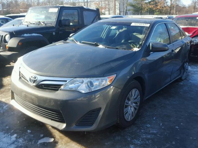 4T1BF1FK1CU601495 - 2012 TOYOTA CAMRY BASE GRAY photo 2