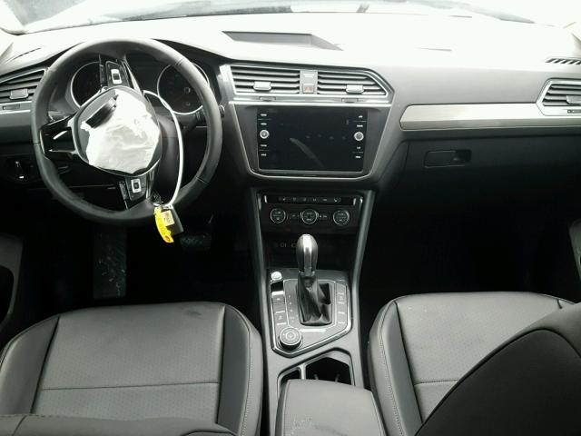 3VV2B7AX5JM047256 - 2018 VOLKSWAGEN TIGUAN SE Білий фото 9