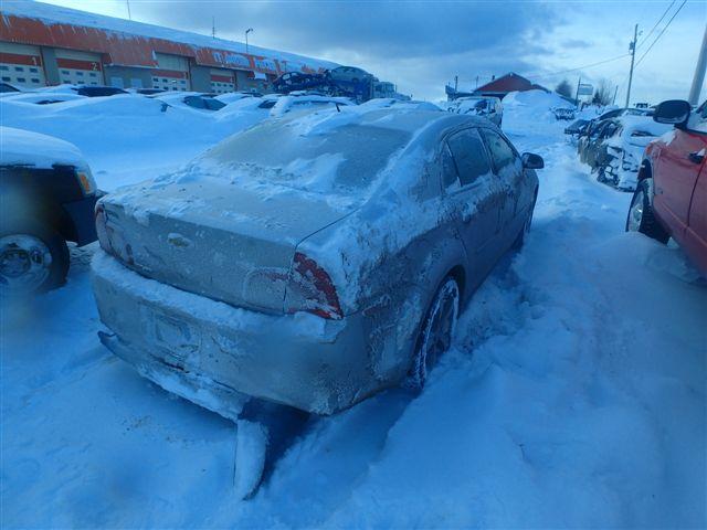 1G1ZJ57B49F252670 - 2009 CHEVROLET MALIBU 2LT GRAY photo 4