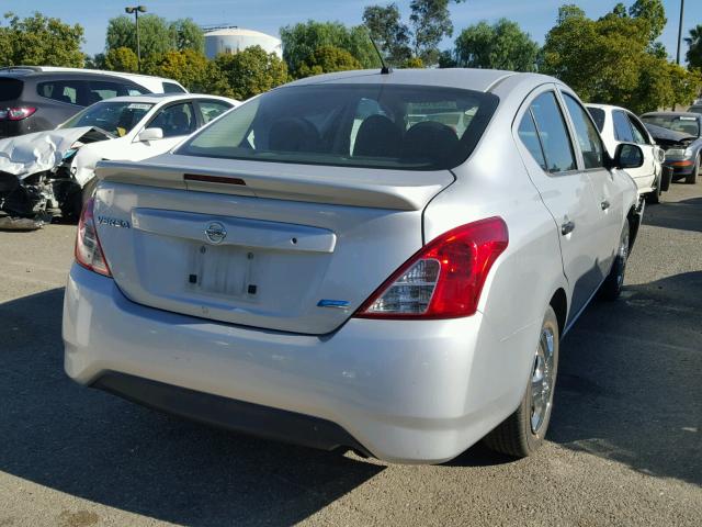 3N1CN7AP8FL905555 - 2015 NISSAN VERSA S SILVER photo 4