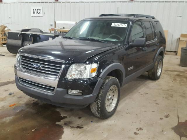 1FMEU73E46UA19979 - 2006 FORD EXPLORER X BLACK photo 2