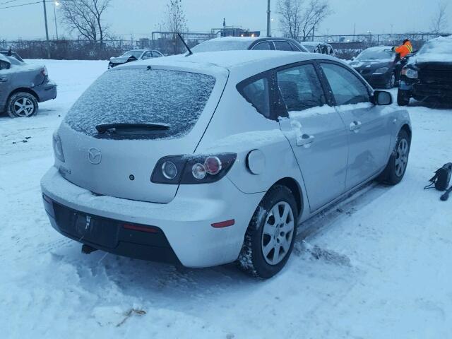 JM1BK34F781179193 - 2008 MAZDA 3 I SILVER photo 4