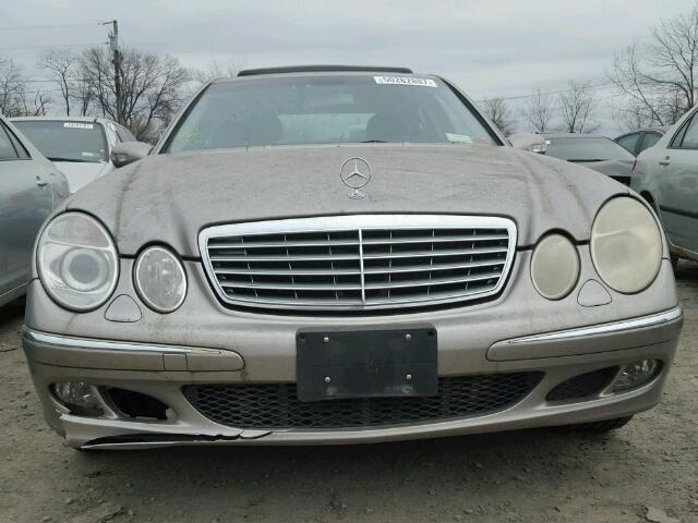 WDBUF26J15A622277 - 2005 MERCEDES-BENZ E 320 CDI GRAY photo 9