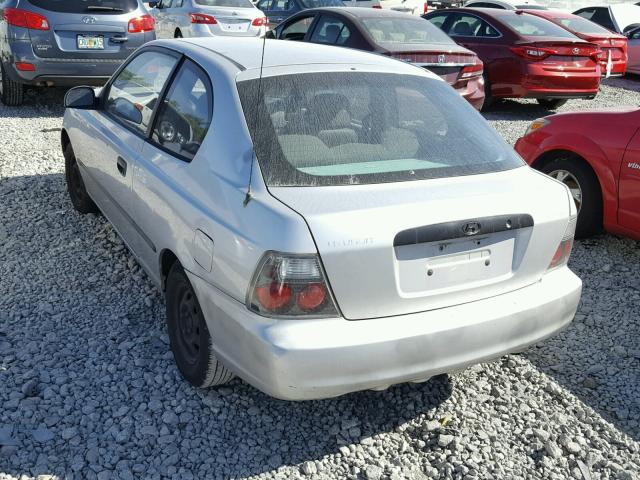 KMHCF35G82U230122 - 2002 HYUNDAI ACCENT L GRAY photo 3