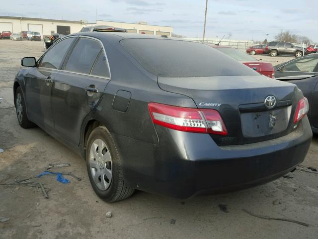 4T4BF3EK9AR001775 - 2010 TOYOTA CAMRY BASE GRAY photo 3