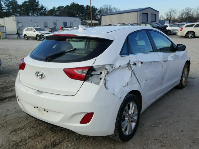 KMHD35LE7DU102578 - 2013 HYUNDAI ELANTRA GT WHITE photo 4