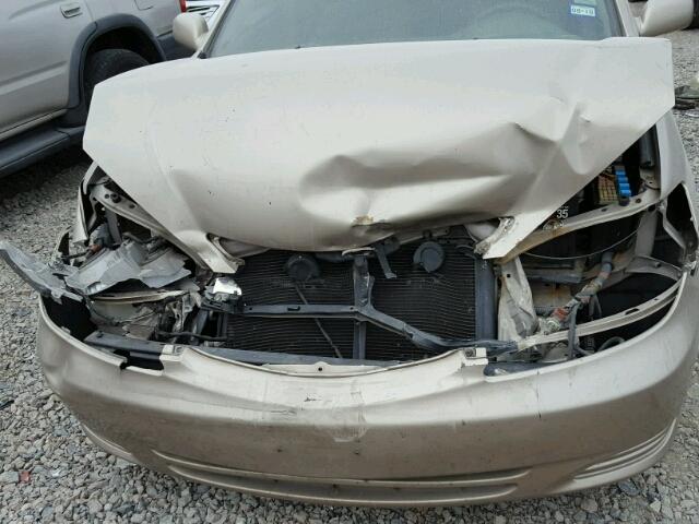 4T1BE32K94U813955 - 2004 TOYOTA CAMRY LE BROWN photo 7