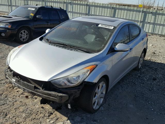 5NPDH4AEXBH003389 - 2011 HYUNDAI ELANTRA GL SILVER photo 2