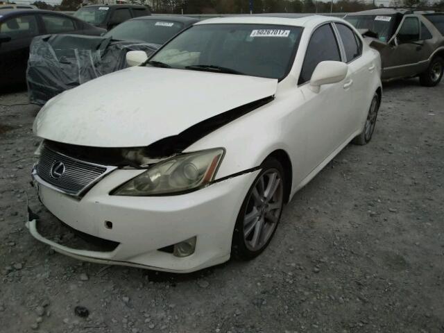 JTHBK262062002379 - 2006 LEXUS IS 250 WHITE photo 2