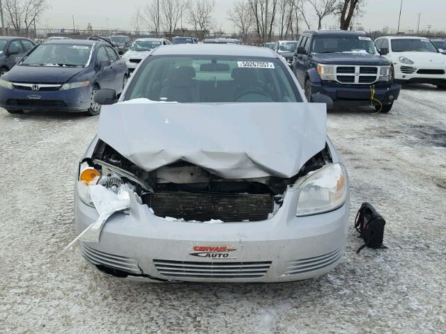 1G1AJ55F977151652 - 2007 CHEVROLET COBALT LS SILVER photo 9