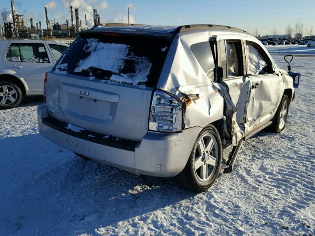 1J8FT47W77D334752 - 2007 JEEP COMPASS SILVER photo 4