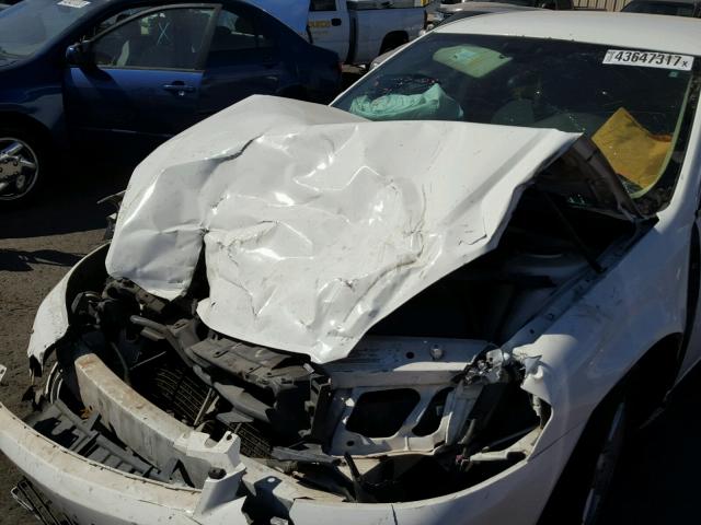 2G1WT58K369377174 - 2006 CHEVROLET IMPALA LT WHITE photo 9