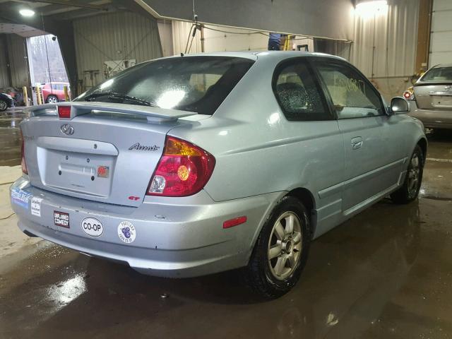 KMHCG35C55U346456 - 2005 HYUNDAI ACCENT GS BLUE photo 4