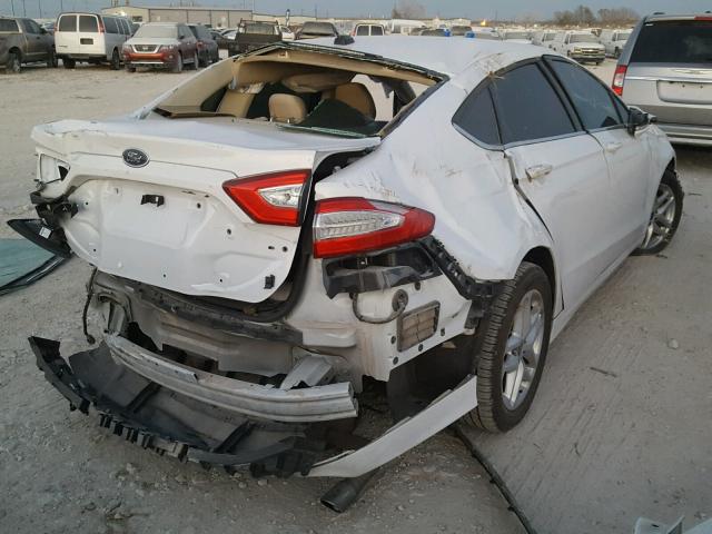 3FA6P0H73ER315377 - 2014 FORD FUSION SE WHITE photo 4