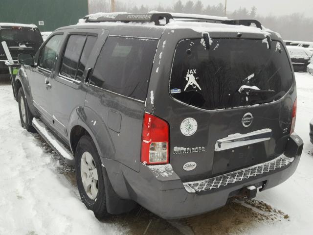 5N1AR18W95C774189 - 2005 NISSAN PATHFINDER GRAY photo 3