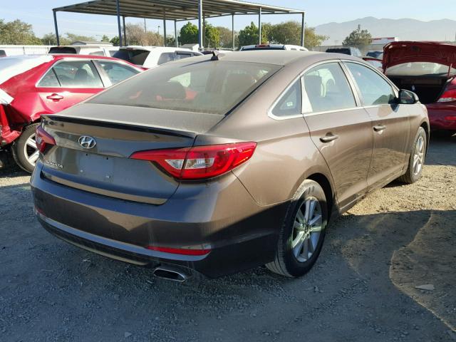 5NPE24AF8HH528913 - 2017 HYUNDAI SONATA SE BROWN photo 4