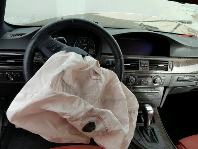 WBAKF9C5XDE860450 - 2013 BMW 335 XI رمادي صورة 9