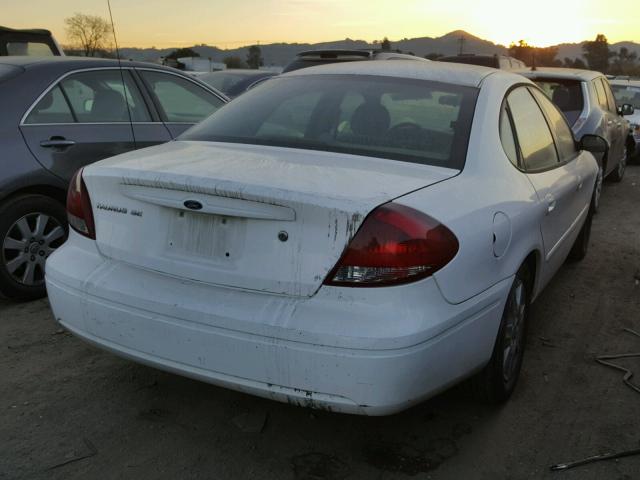 1FAFP53U26A126256 - 2006 FORD TAURUS SE WHITE photo 4