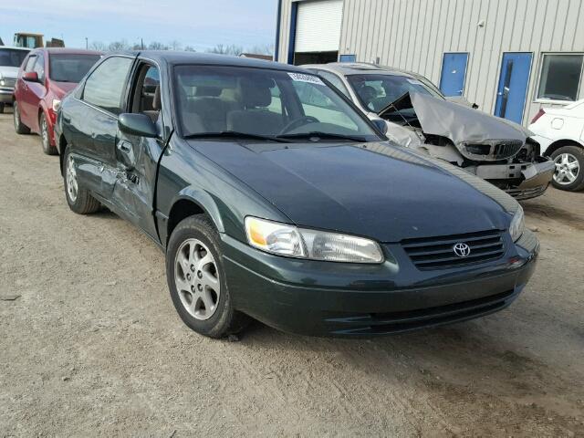 4T1BF22K3XU933102 - 1999 TOYOTA CAMRY LE GREEN photo 1