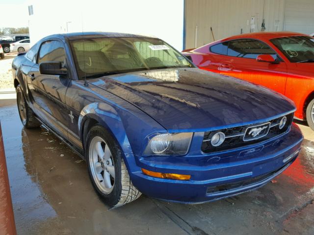 1ZVHT80N285120060 - 2008 FORD MUSTANG BLUE photo 1