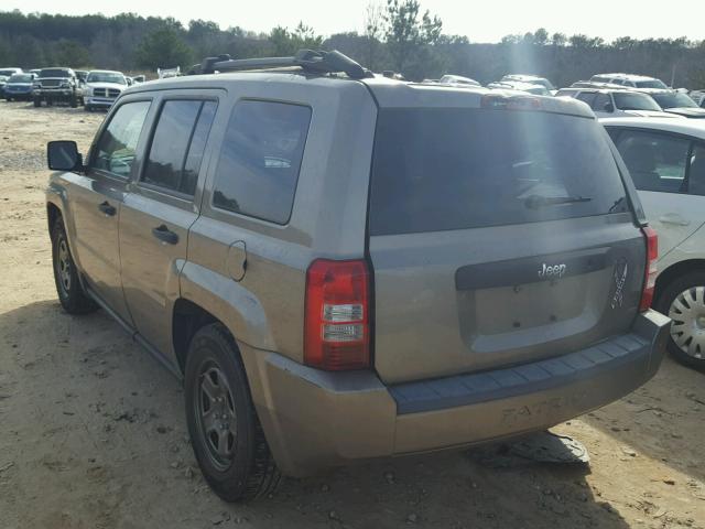 1J8FT28W38D761009 - 2008 JEEP PATRIOT SP GOLD photo 3