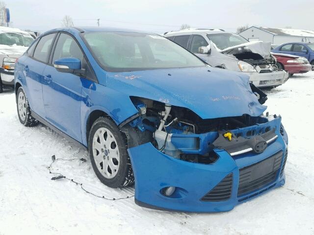 1FAHP3F23CL299744 - 2012 FORD FOCUS SE BLUE photo 1