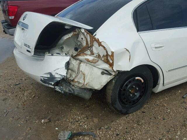 1N4BL11D75C225924 - 2005 NISSAN ALTIMA SE WHITE photo 9