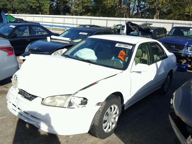 4T1BG22K31U867851 - 2001 TOYOTA CAMRY CE WHITE photo 2