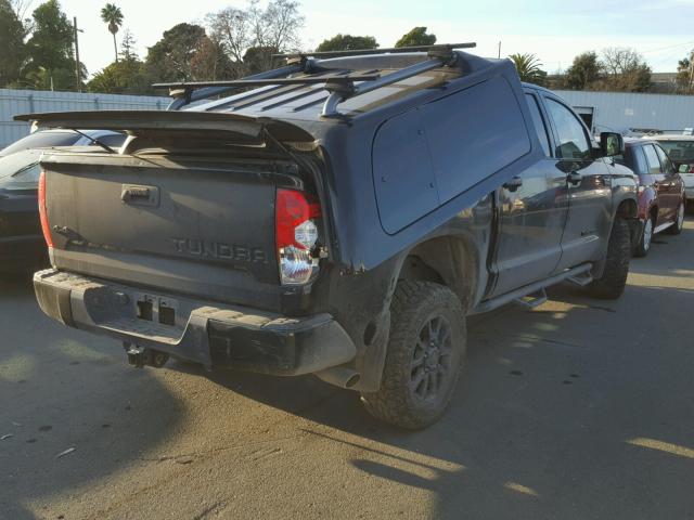 5TFDY5F10FX447144 - 2015 TOYOTA TUNDRA CRE BLACK photo 4