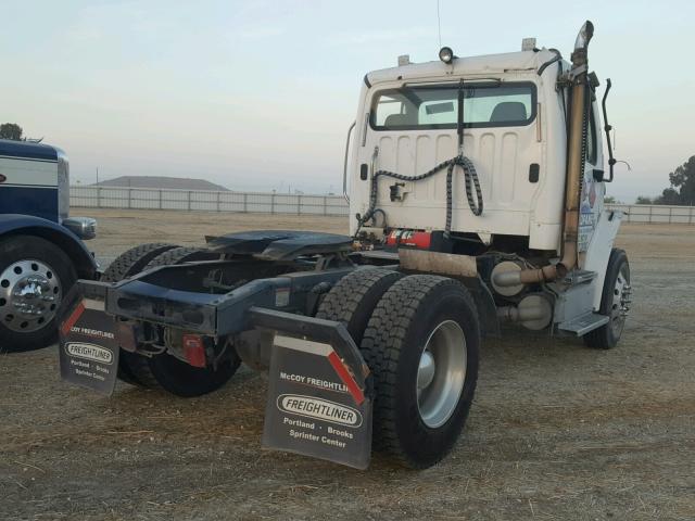 1FUBCXBS8CDBF0403 - 2012 FREIGHTLINER M2 106 MED WHITE photo 4