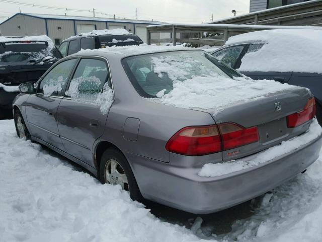 1HGCG6683YA020999 - 2000 HONDA ACCORD EX SILVER photo 3