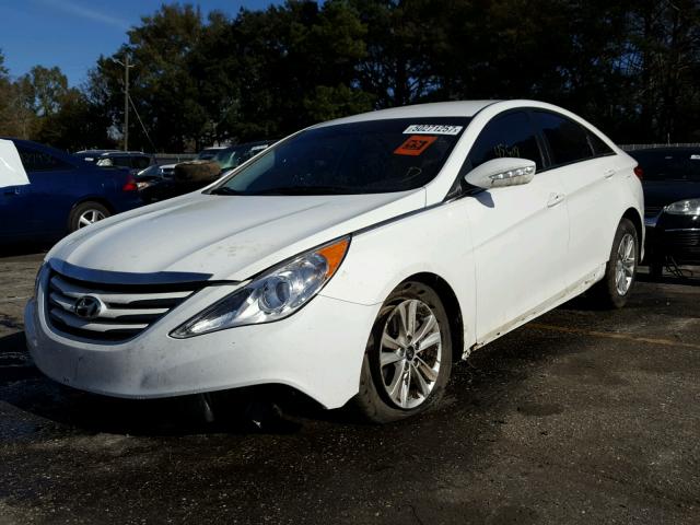 5NPEB4AC9EH912247 - 2014 HYUNDAI SONATA GLS WHITE photo 2