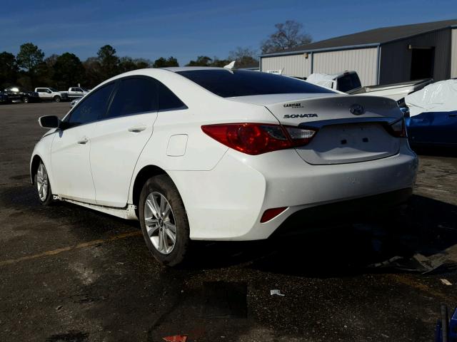 5NPEB4AC9EH912247 - 2014 HYUNDAI SONATA GLS WHITE photo 3