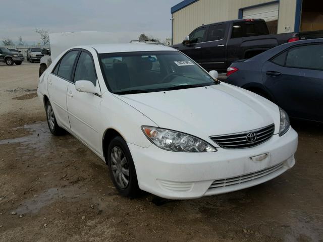 4T1BE30K76U676830 - 2006 TOYOTA CAMRY LE WHITE photo 1