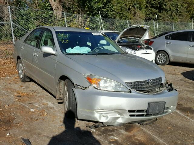 4T1BE32K72U057703 - 2002 TOYOTA CAMRY LE SILVER photo 1