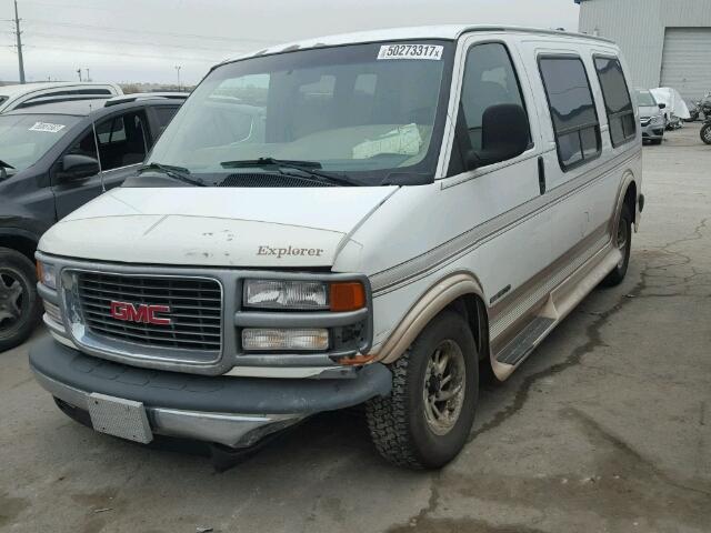 1GDFG15R6Y1113102 - 2000 GMC SAVANA RV WHITE photo 2