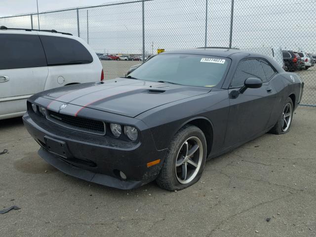 2B3CJ4DV4AH205858 - 2010 DODGE CHALLENGER BLACK photo 2