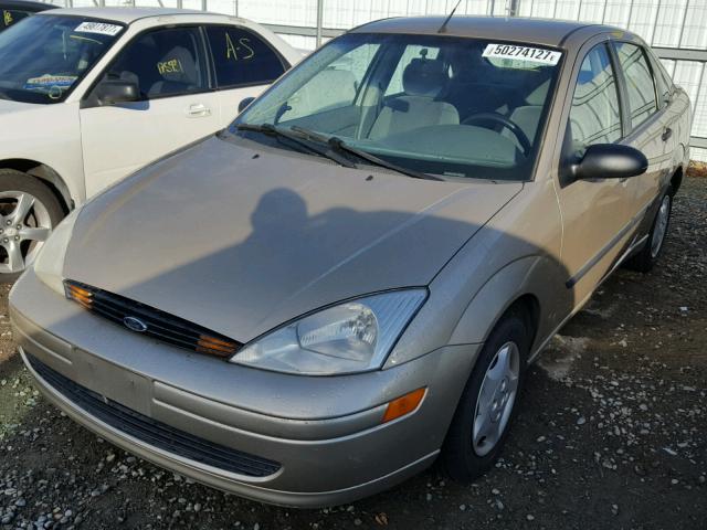 1FAFP33P61W196840 - 2001 FORD FOCUS LX GOLD photo 2