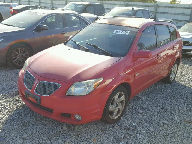 5Y2SL63885Z467982 - 2005 PONTIAC VIBE RED photo 2