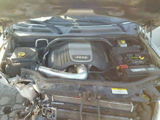 1J8HG58246C334324 - 2006 JEEP COMMANDER BEIGE photo 7