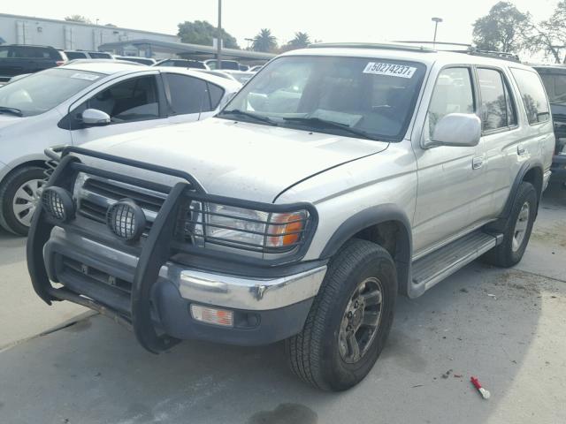 JT3HN86R5Y0293905 - 2000 TOYOTA 4RUNNER SR SILVER photo 2