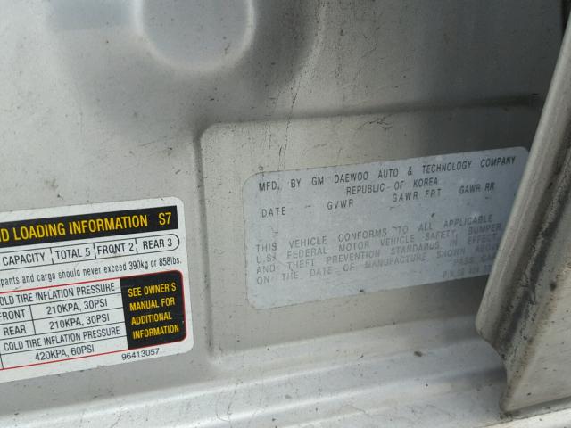 KL1TD526X5B407617 - 2005 CHEVROLET AVEO BASE Արծաթագույն լուսանկար 10