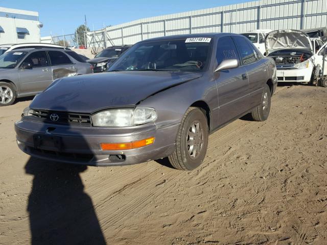 4T1SK13E8PU288641 - 1993 TOYOTA CAMRY XLE GRAY photo 2