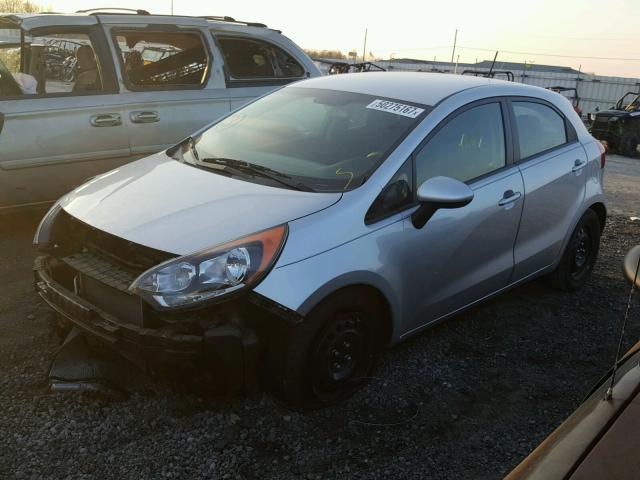 KNADM5A32E6333636 - 2014 KIA RIO LX GRAY photo 2