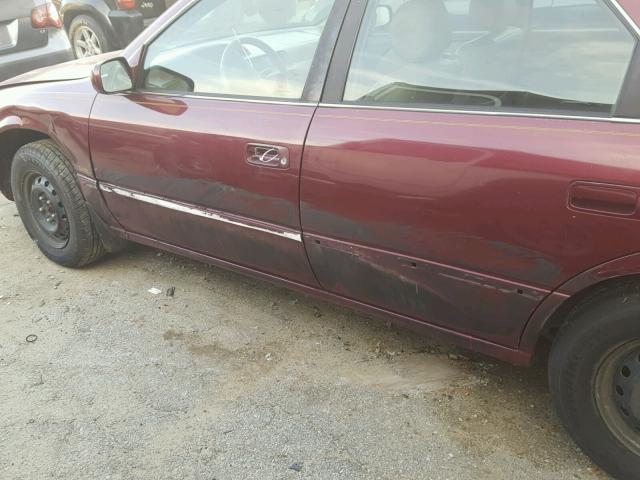 4T1BG22K0WU197599 - 1998 TOYOTA CAMRY CE RED photo 9