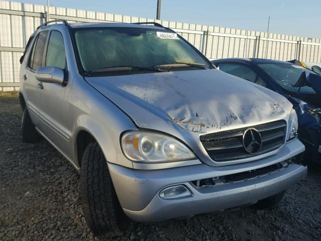 4JGAB54E72A299142 - 2002 MERCEDES-BENZ ML 320 SILVER photo 1