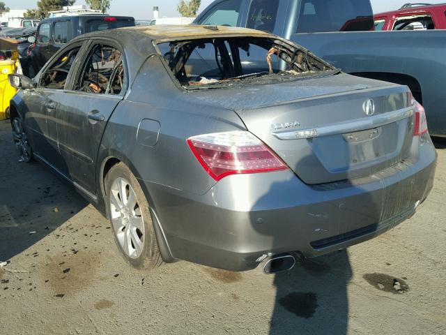 JH4KB2F63AC002432 - 2010 ACURA RL GRAY photo 3