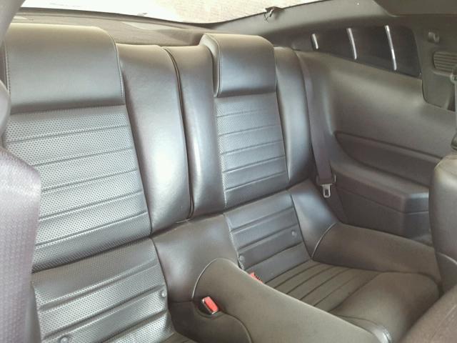 1ZVFT82H865179917 - 2006 FORD MUSTANG GT GRAY photo 6