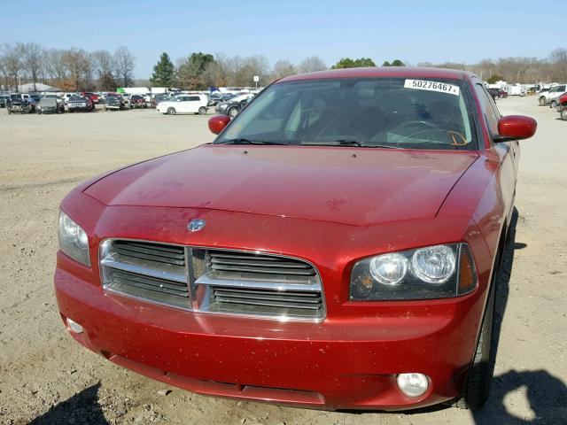 2B3CA3CV3AH192189 - 2010 DODGE CHARGER SX RED photo 2