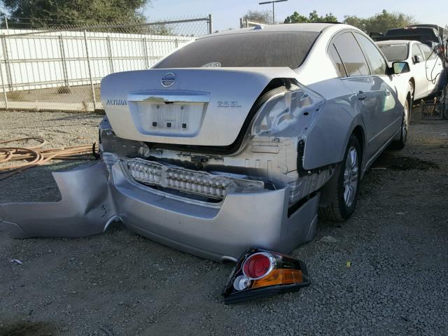 1N4AL2AP8CC255278 - 2012 NISSAN ALTIMA BAS SILVER photo 4